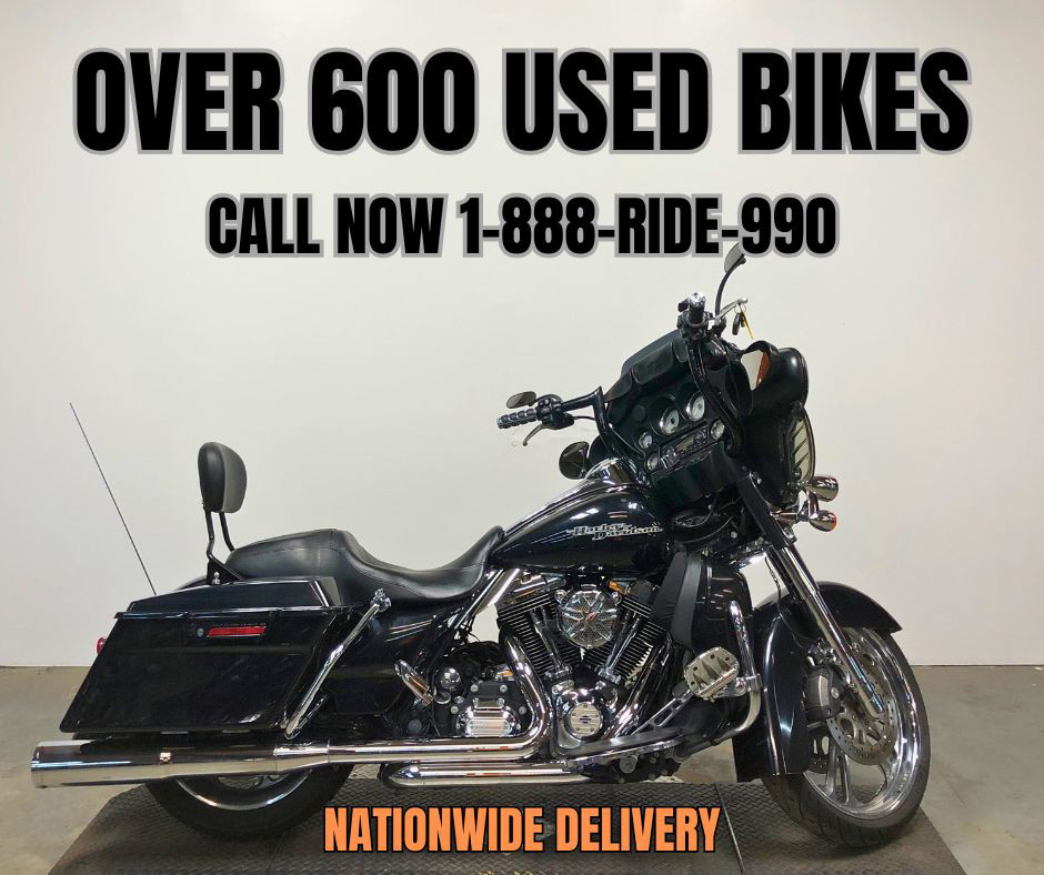 Street Glide®
