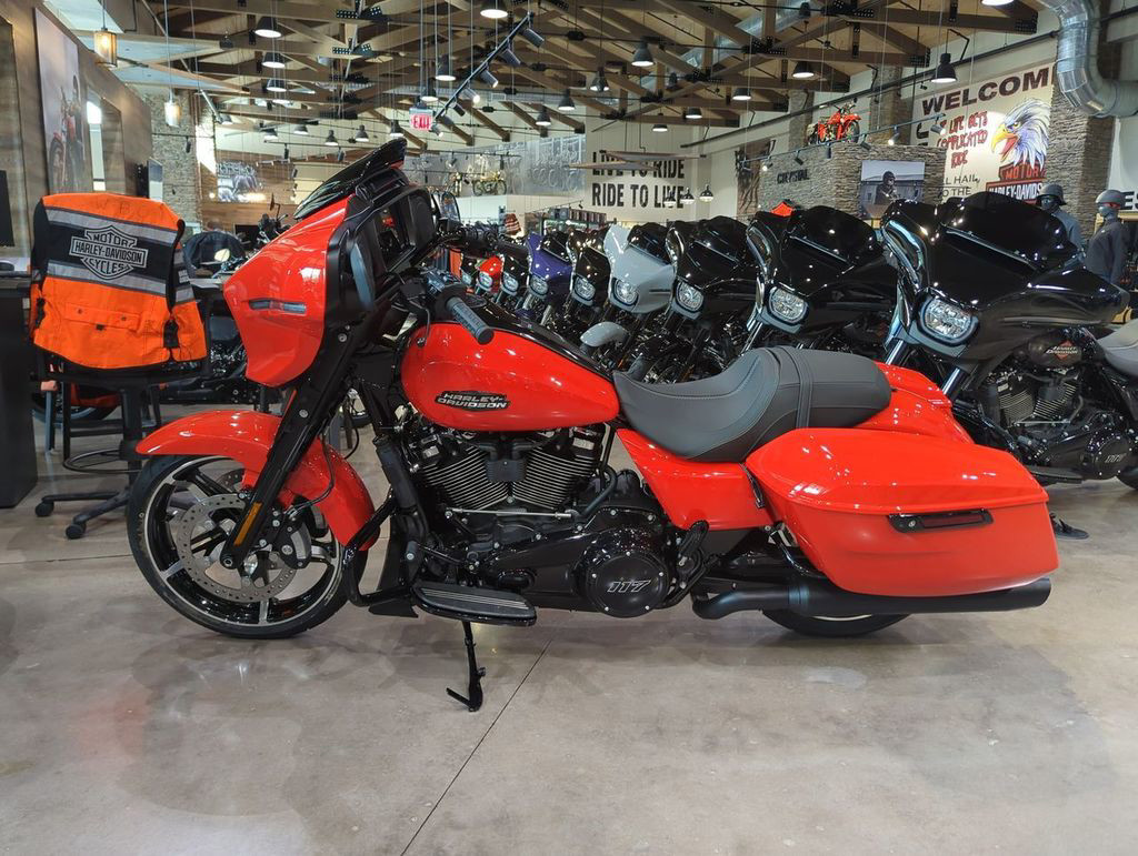 Street Glide®