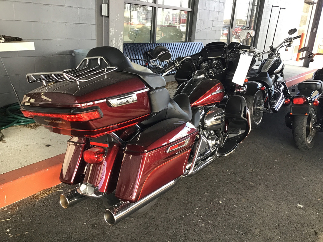 Road Glide® Ultra