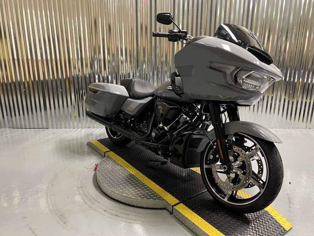 Road Glide®