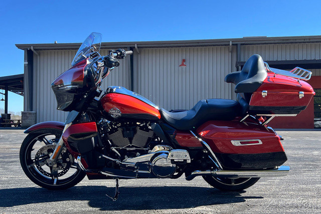 Street Glide® Ultra