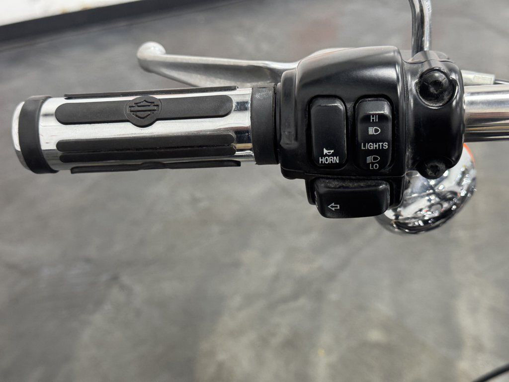 Softail® Rocker® C