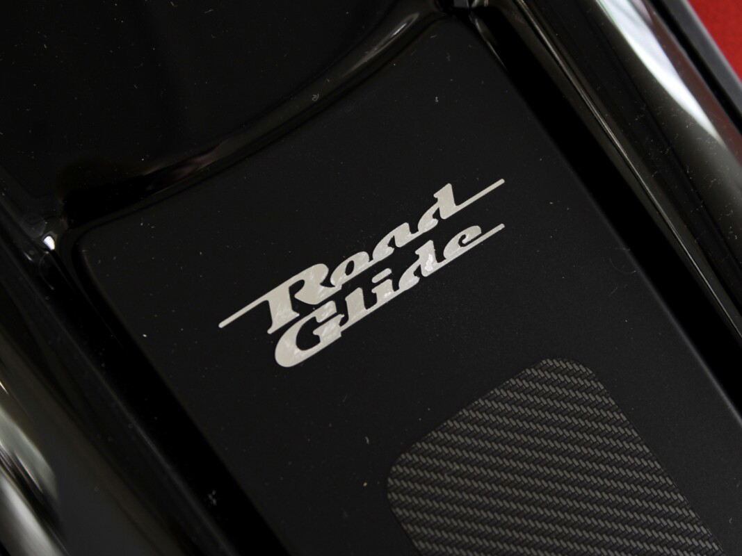 Road Glide®