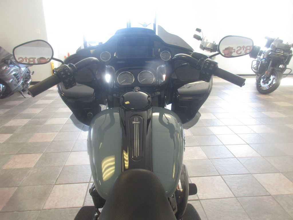 Road Glide® 3