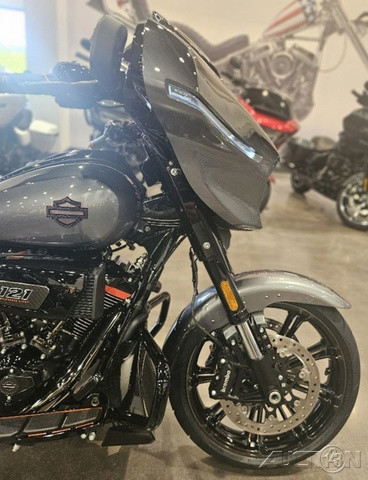 CVO® Street Glide®