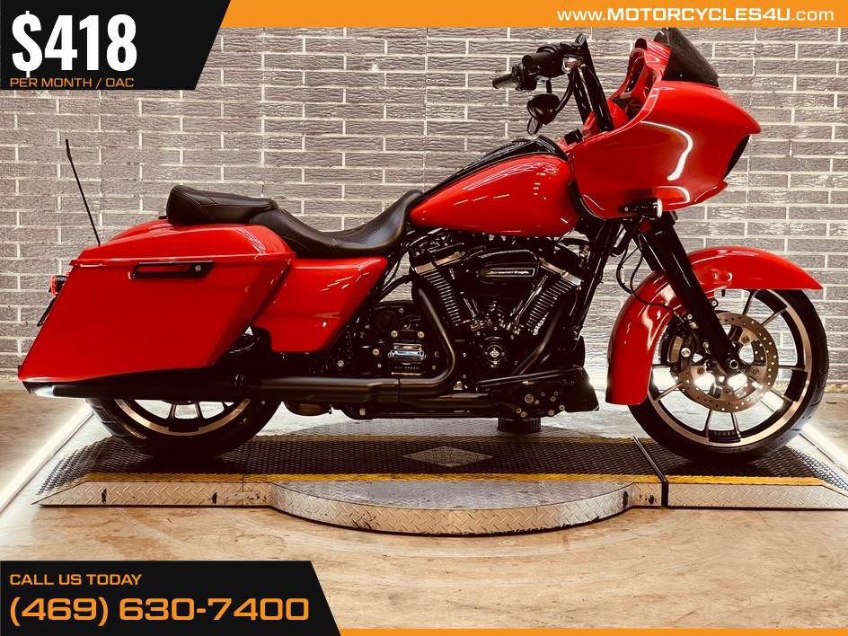 Road Glide®