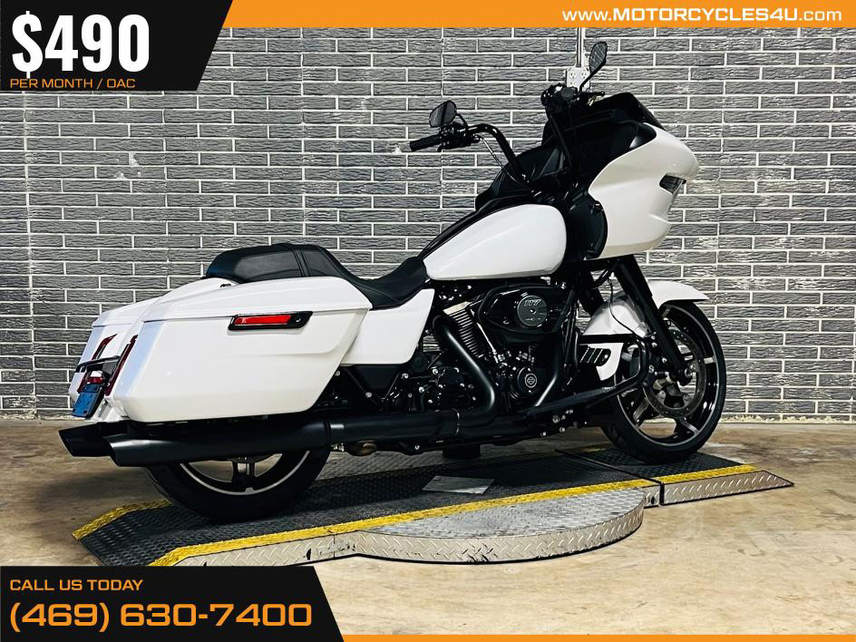 Road Glide®