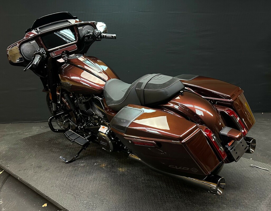 CVO® Street Glide®