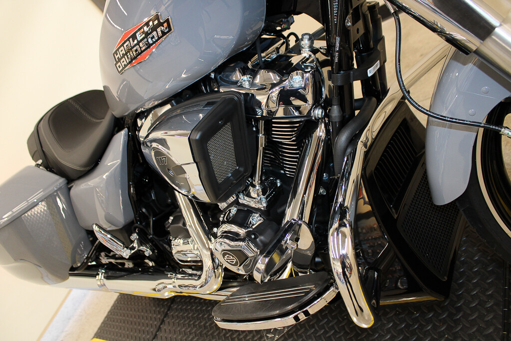 Street Glide®