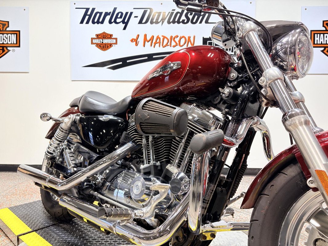 Sportster® 1200 Custom