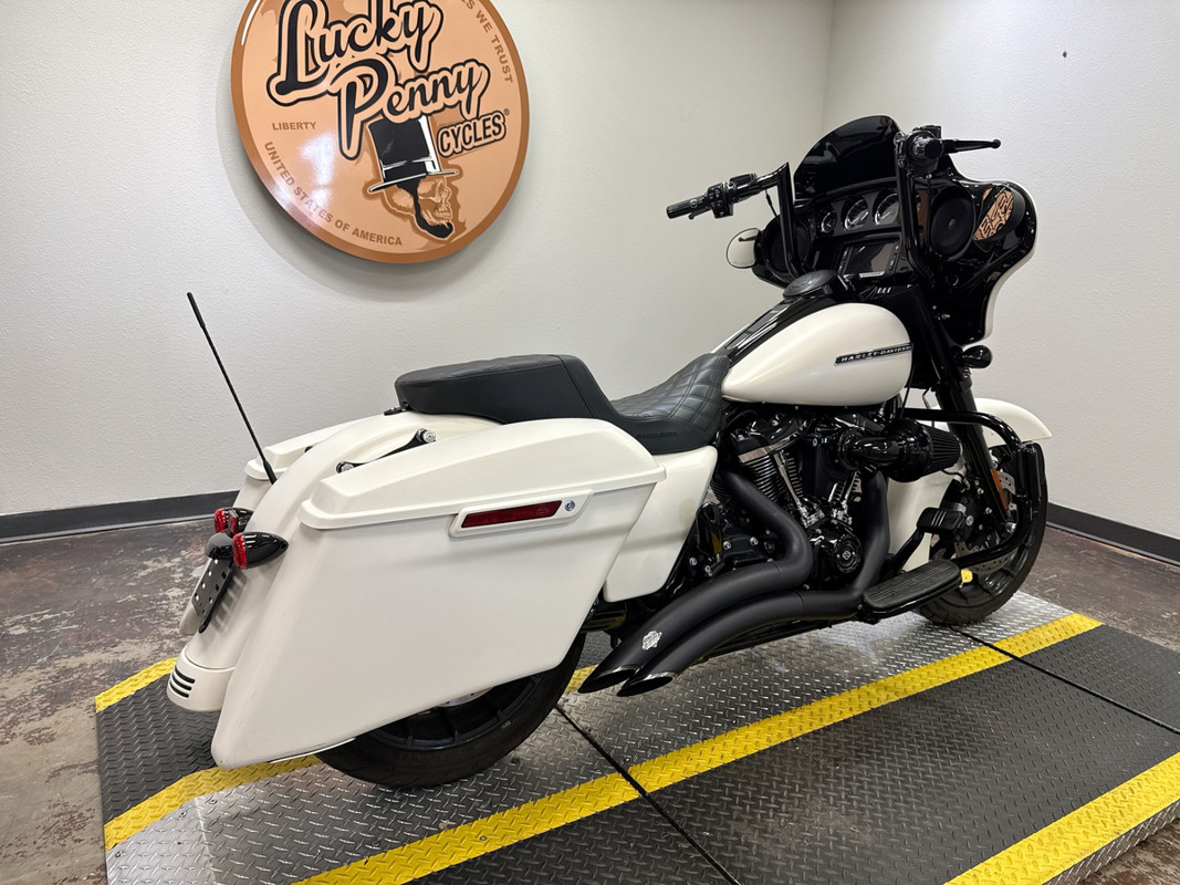 Street Glide® Special