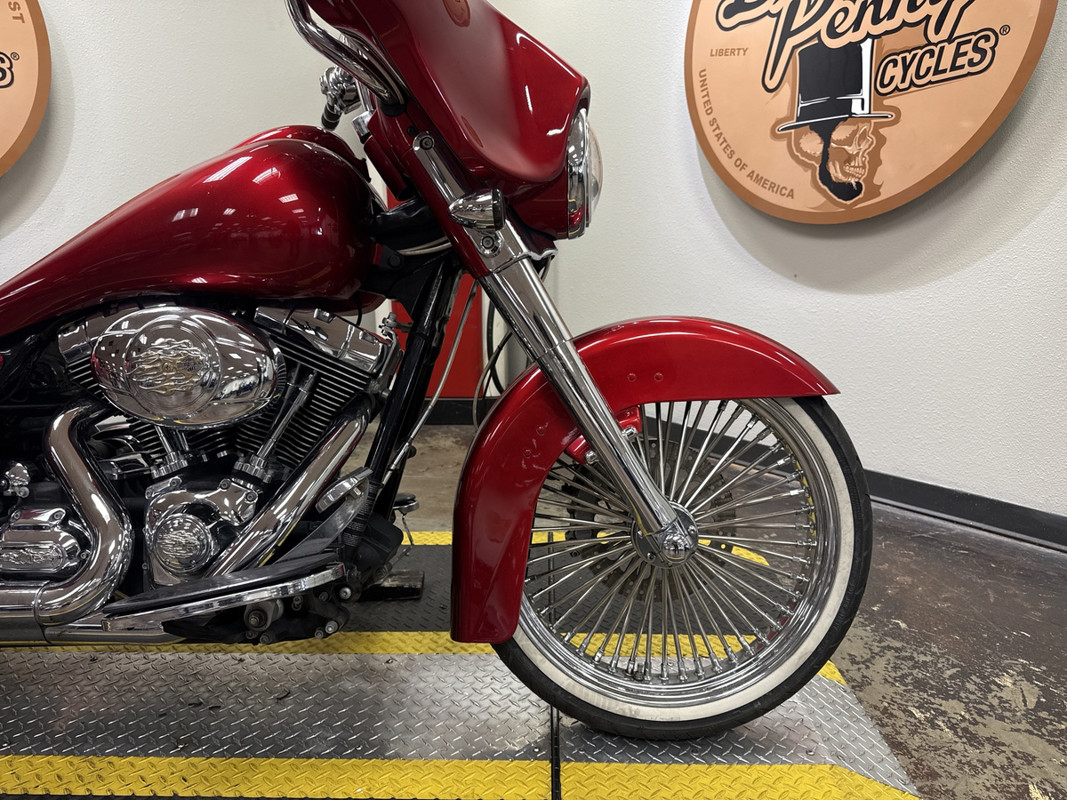 Street Glide®