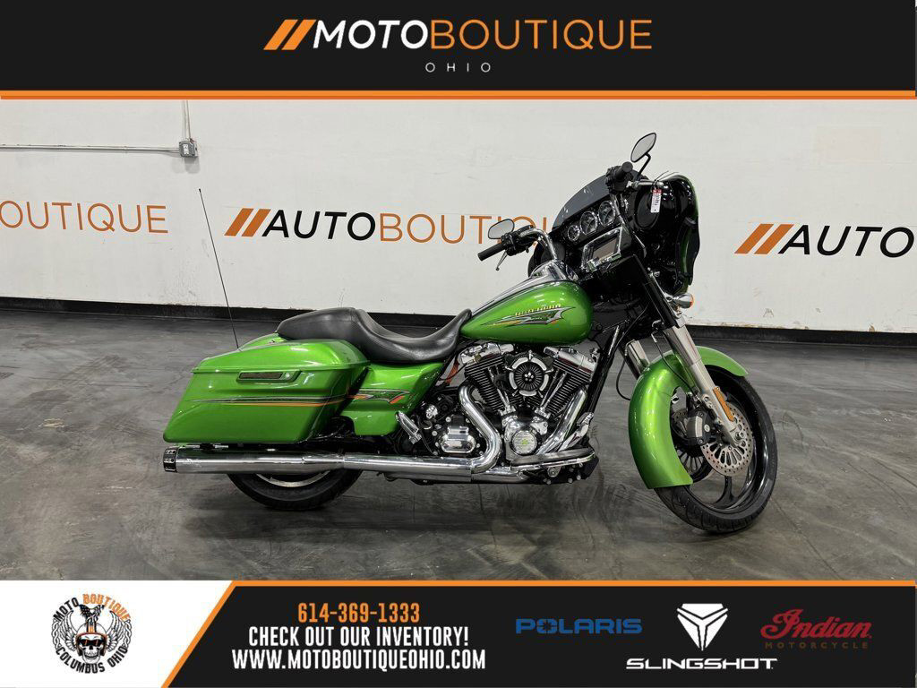 Street Glide®