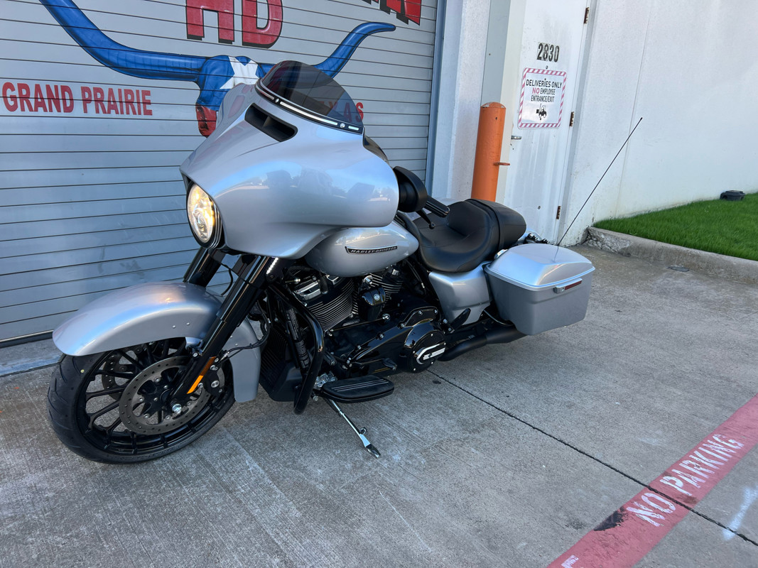 Street Glide® Special