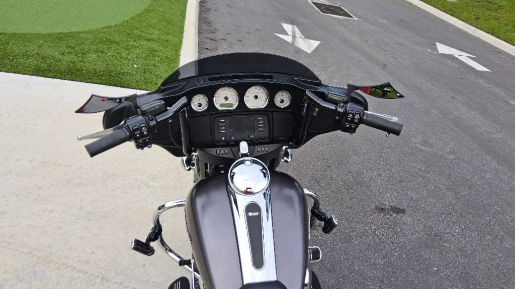 Street Glide®
