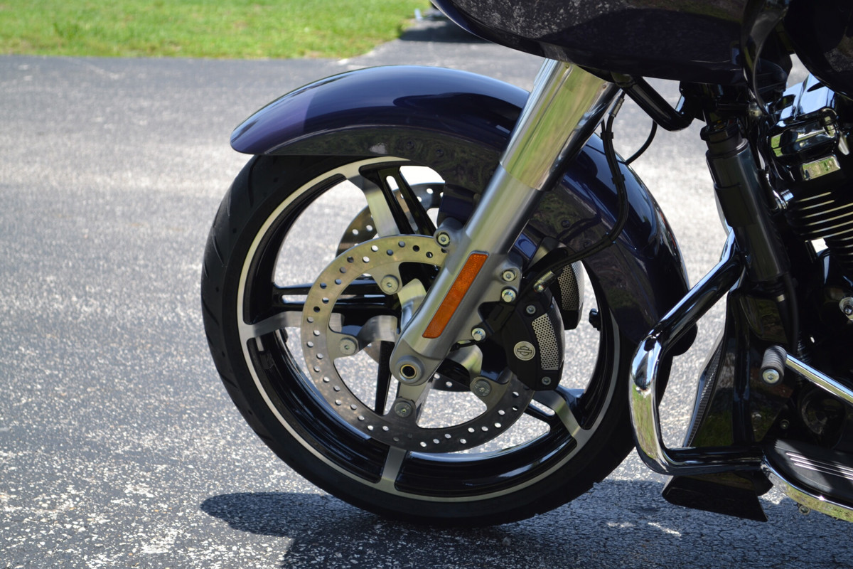 Road Glide®