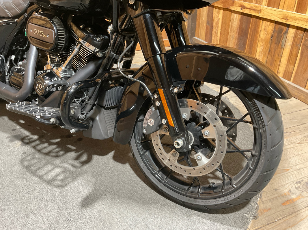 Road Glide®