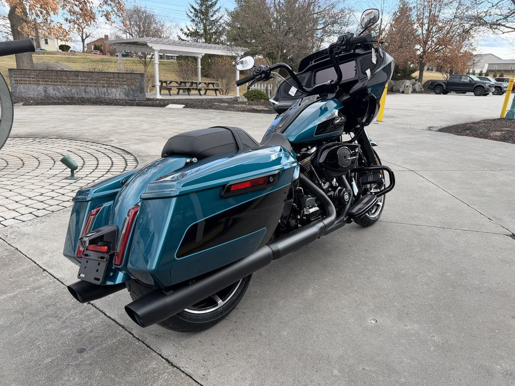 Road Glide®