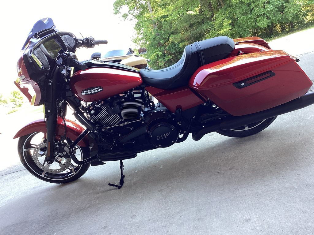 Street Glide®