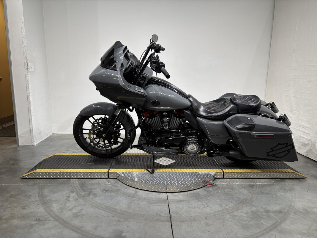 CVO® Road Glide®