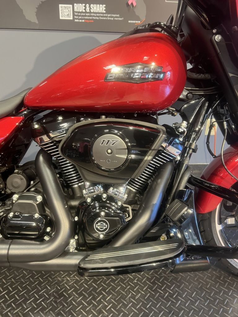 Street Glide®