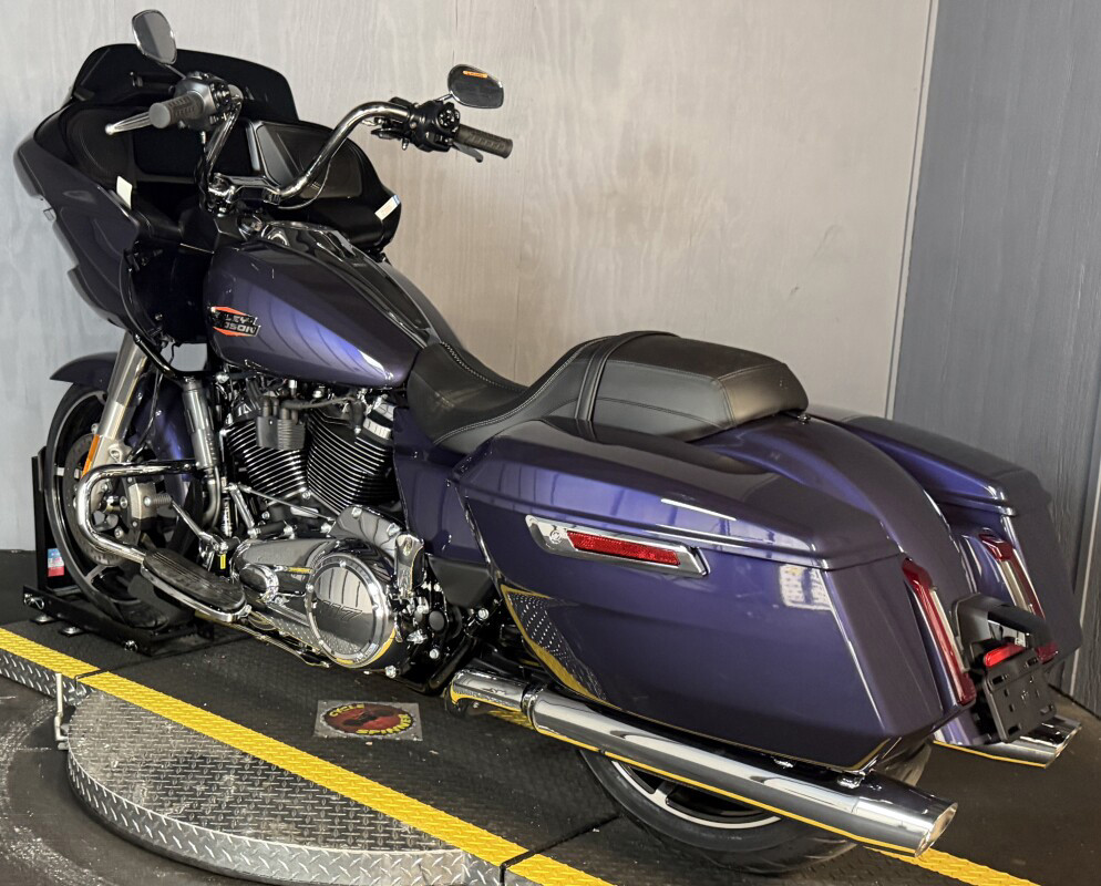 Road Glide®