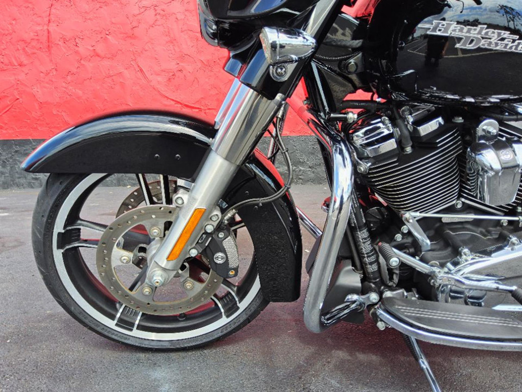 Street Glide® Special