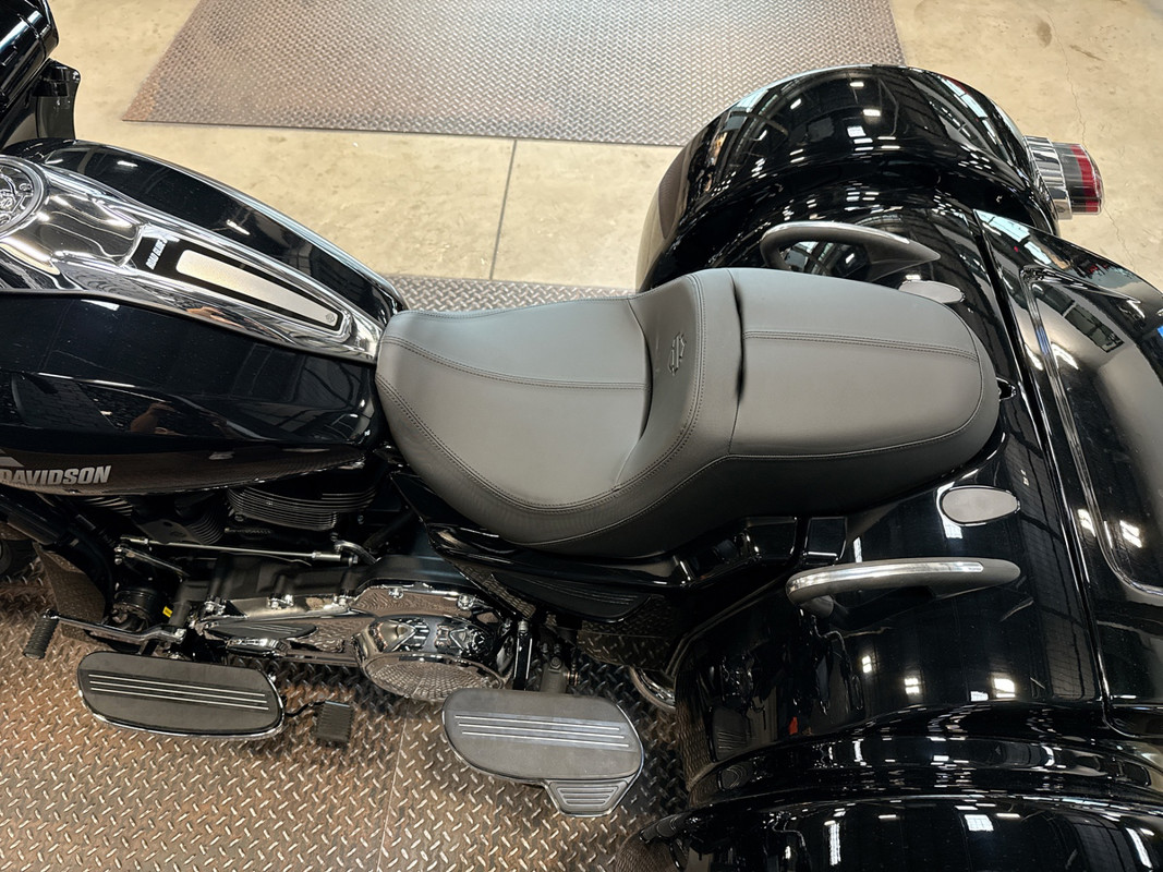 Road Glide® 3