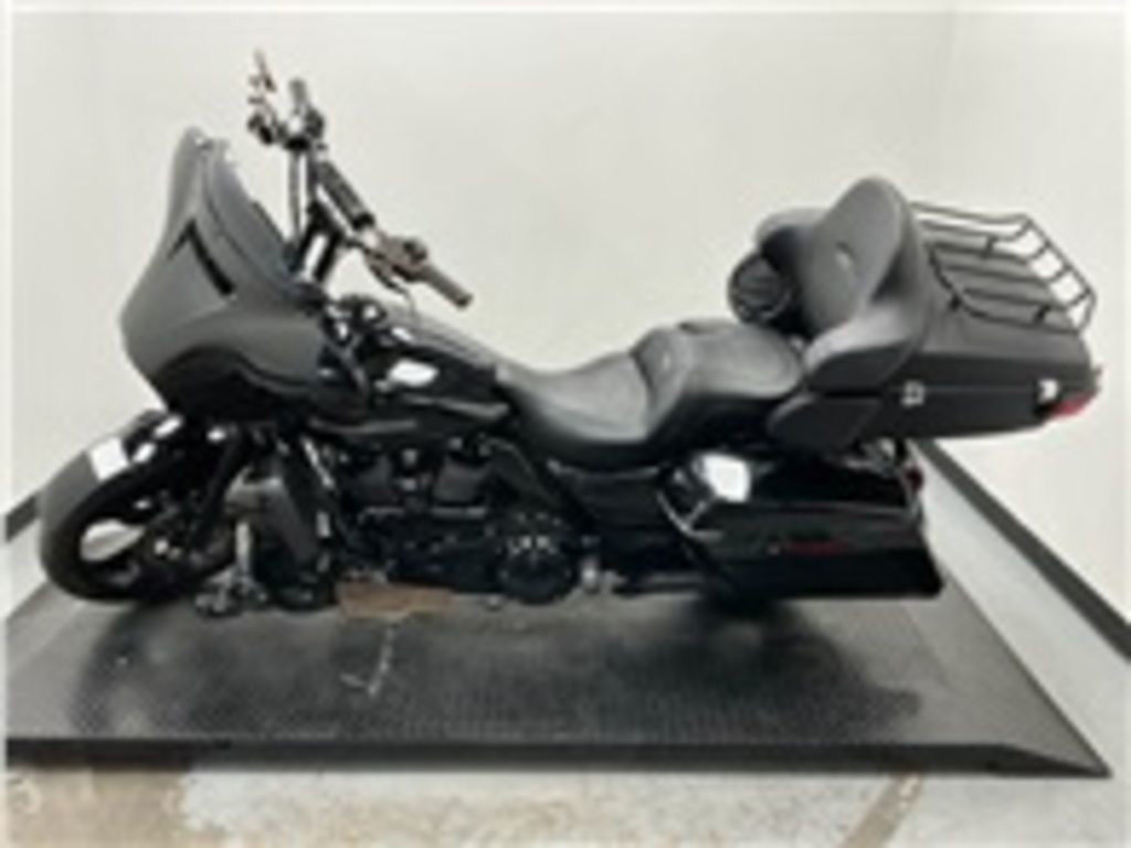 Street Glide® Special