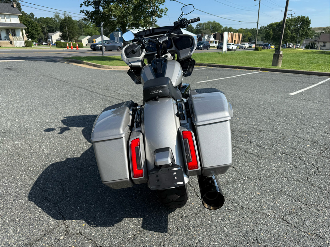 CVO® Road Glide®