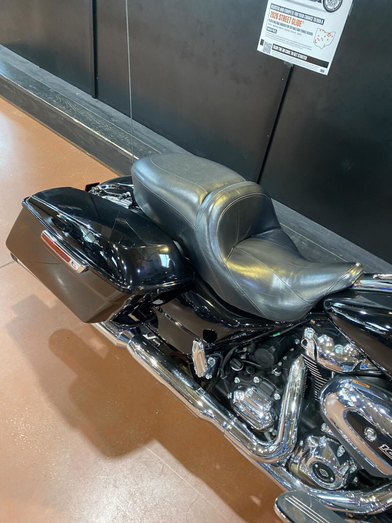 Street Glide®