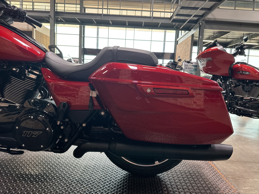 Street Glide®