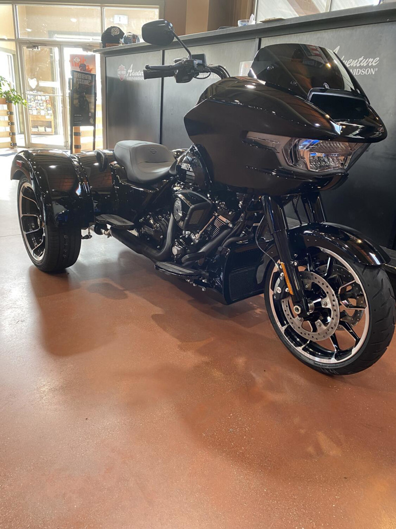 Road Glide® 3