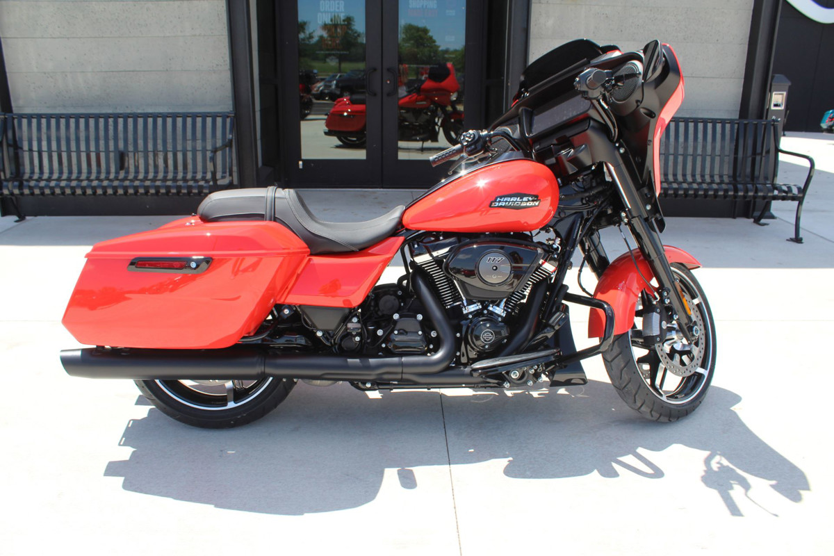 Street Glide®