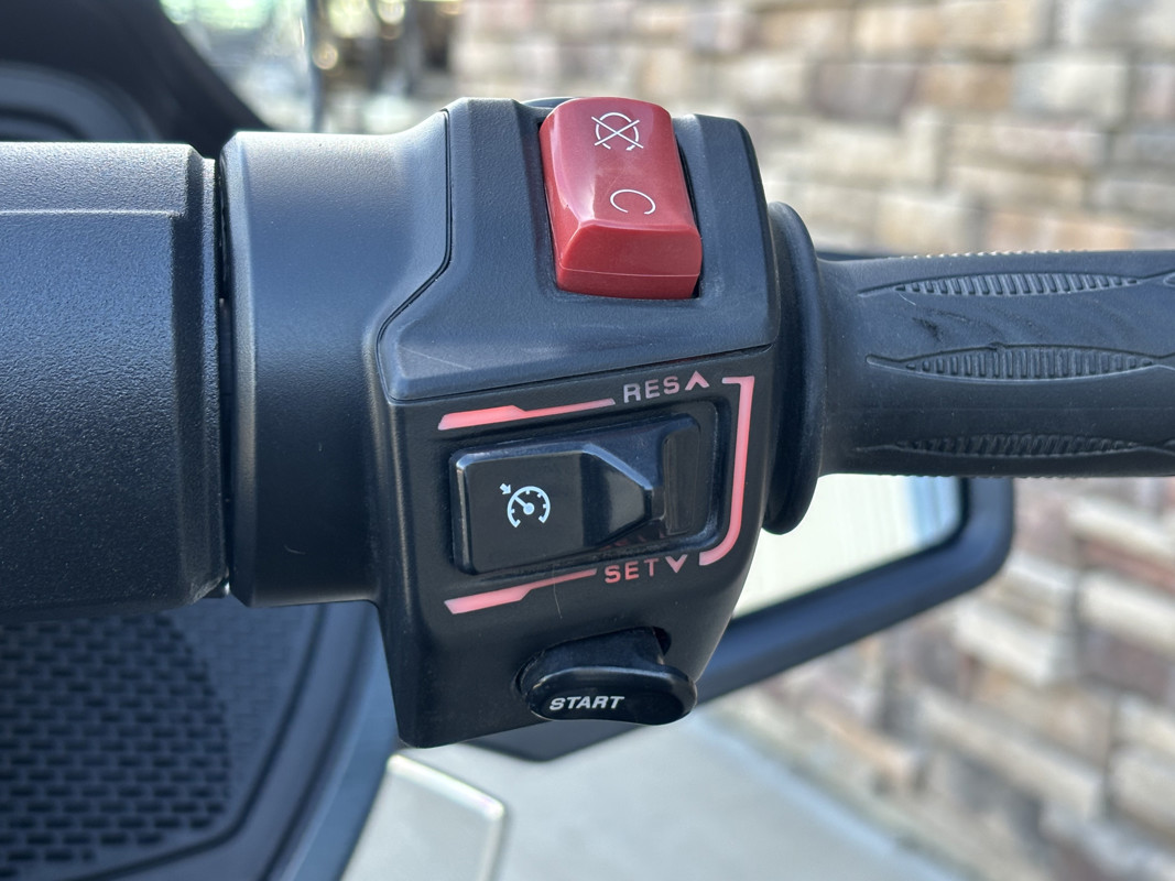 Spyder RT Limited Dark