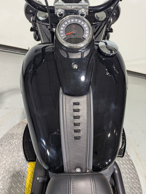 Heritage Classic 114