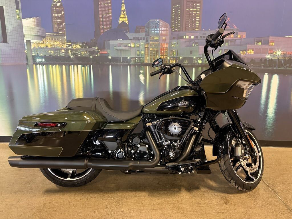 Road Glide®