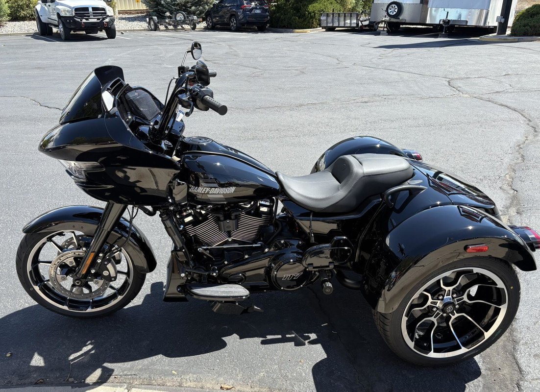 Road Glide® 3