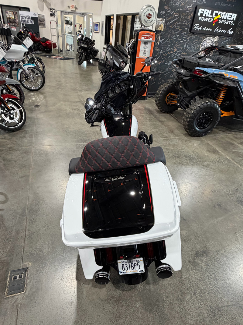 CVO® Street Glide®