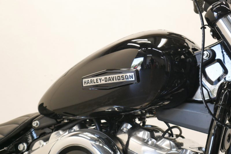 Street Bob®