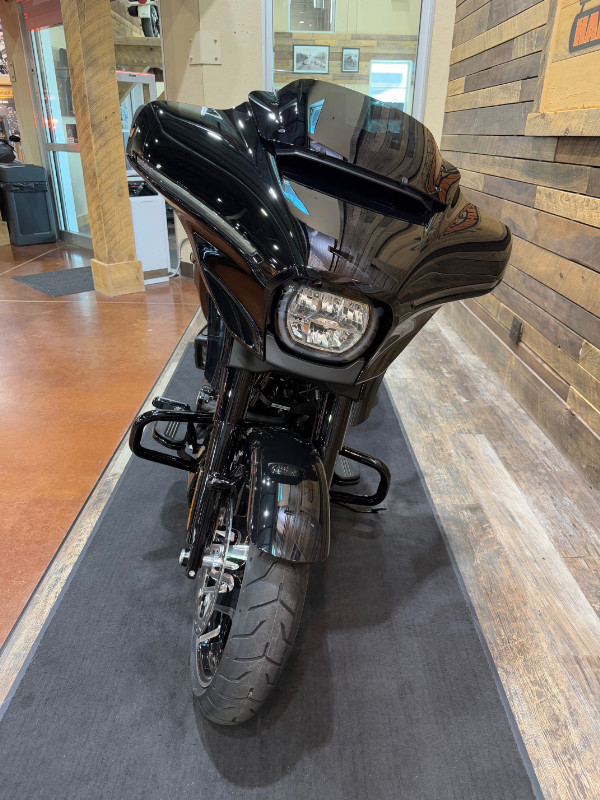 Street Glide®