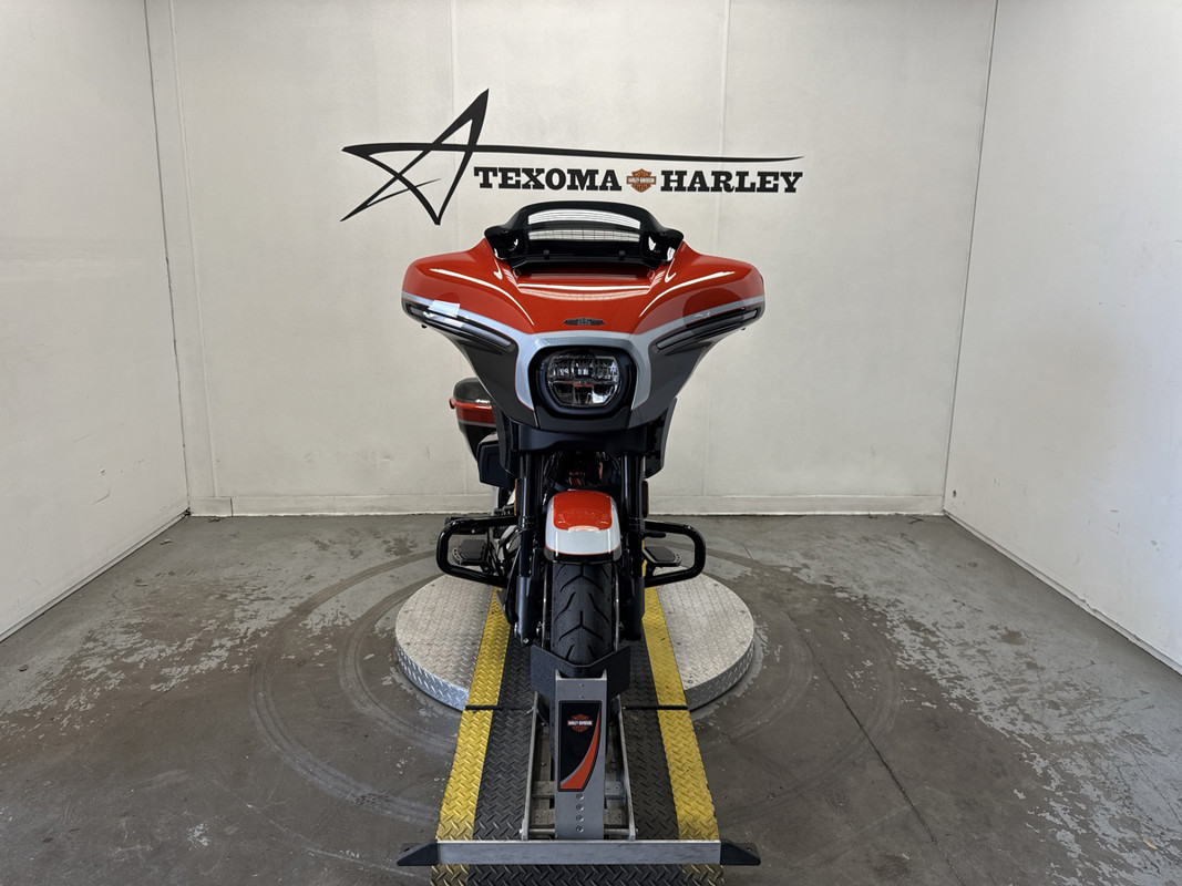 CVO® Street Glide®