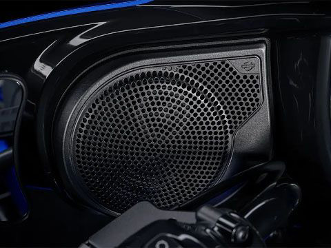 Street Glide®