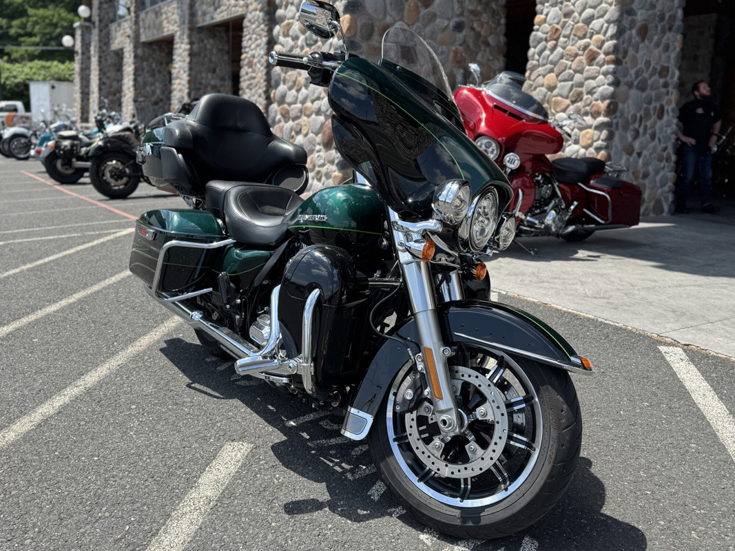 Electra Glide® Ultra Limited® Low