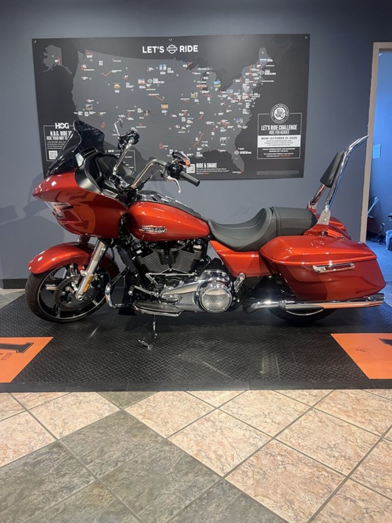 Road Glide®