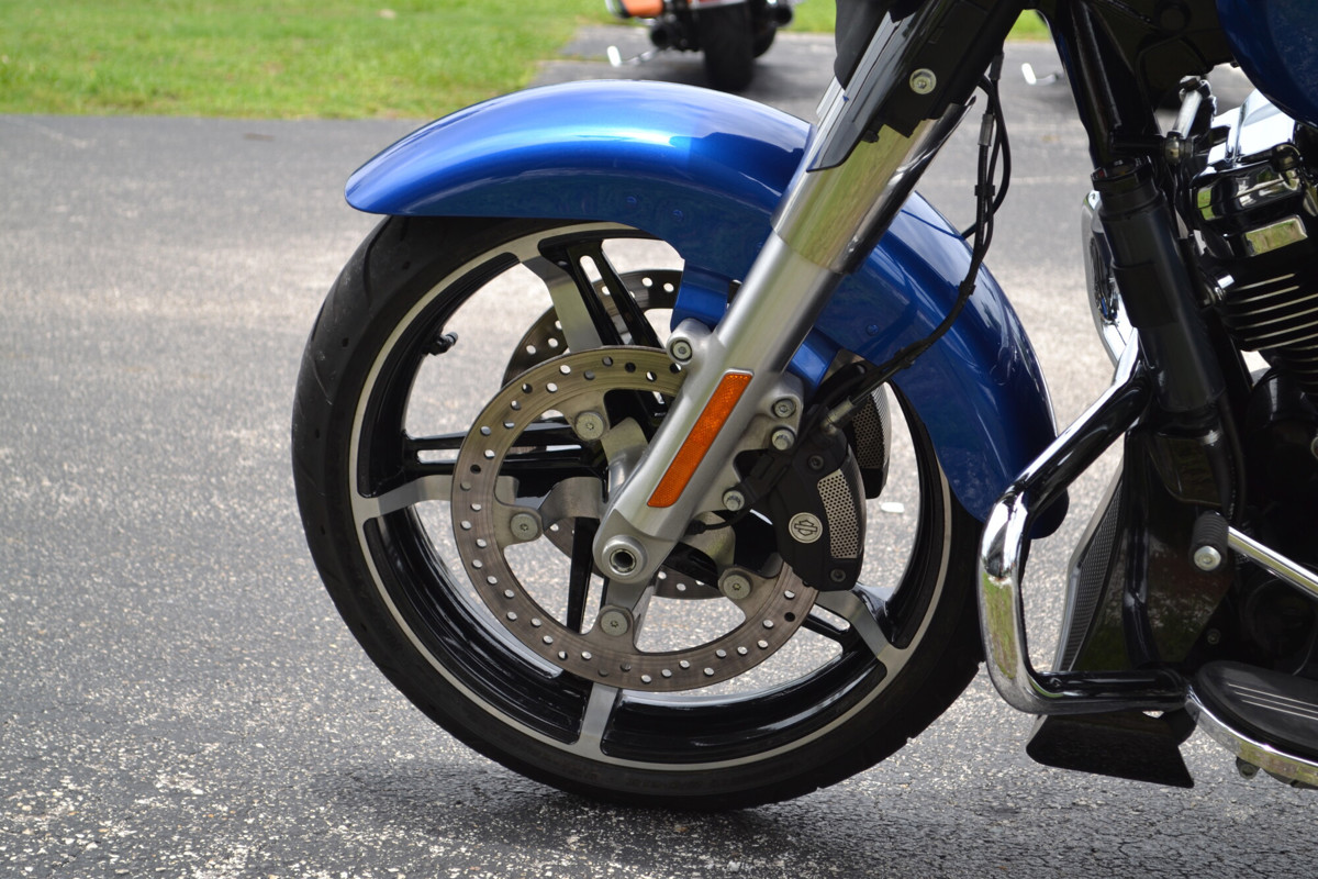 Street Glide®