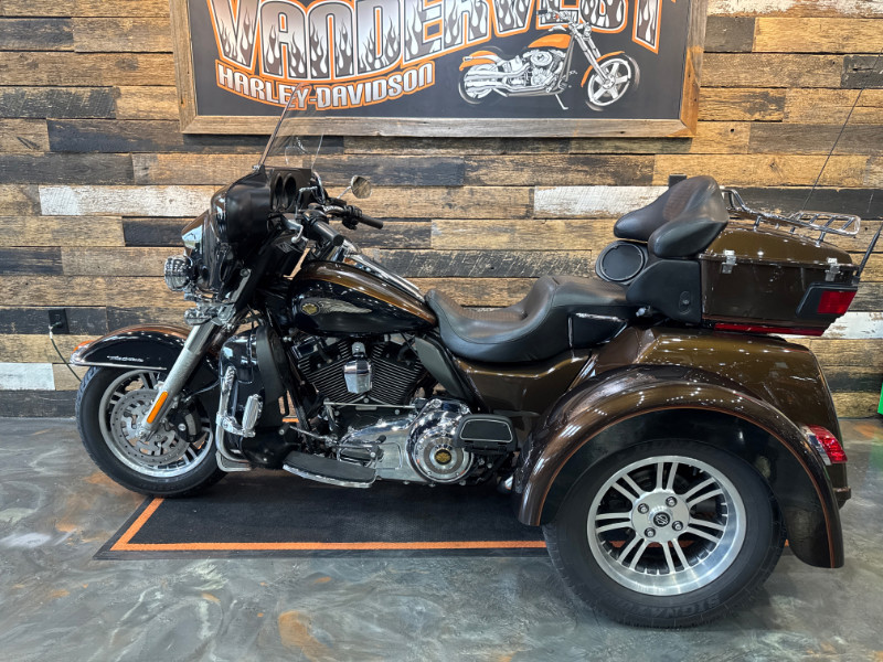 Tri Glide® Ultra Classic® 110th Anniversary