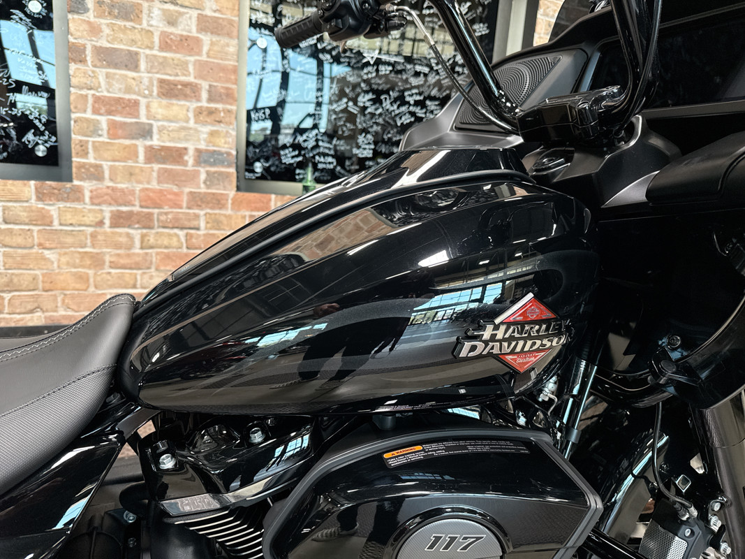 Road Glide®