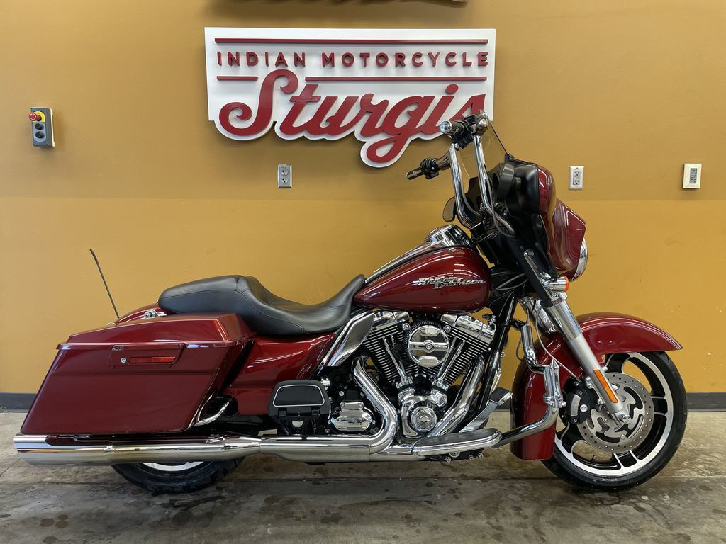 Street Glide®