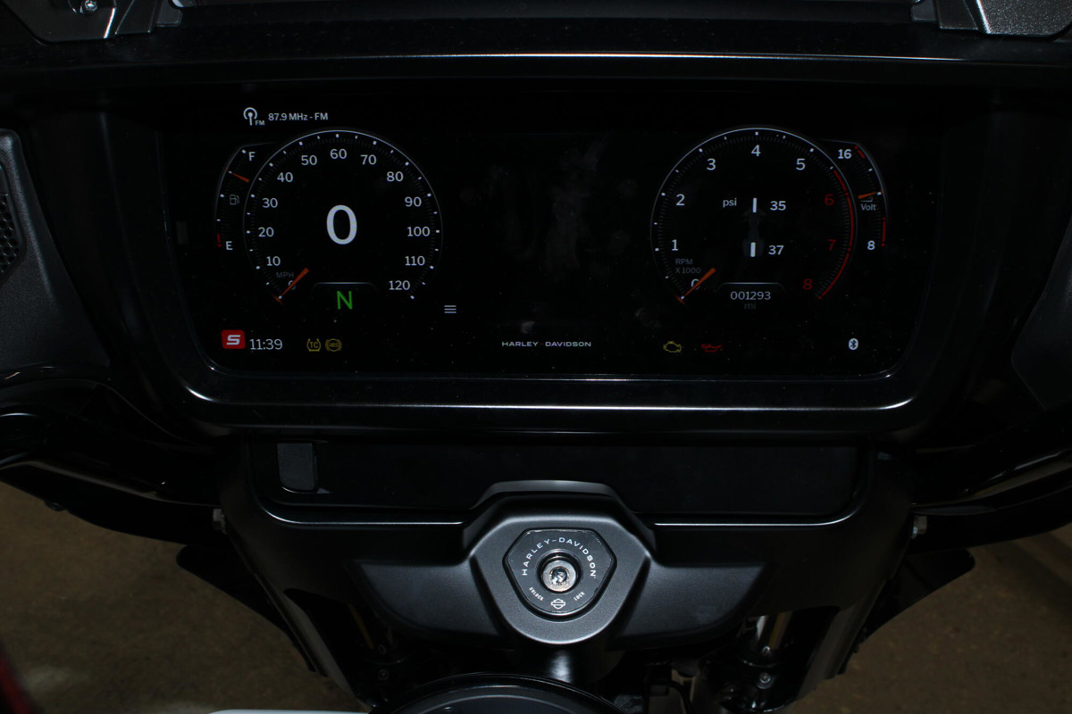 Street Glide®